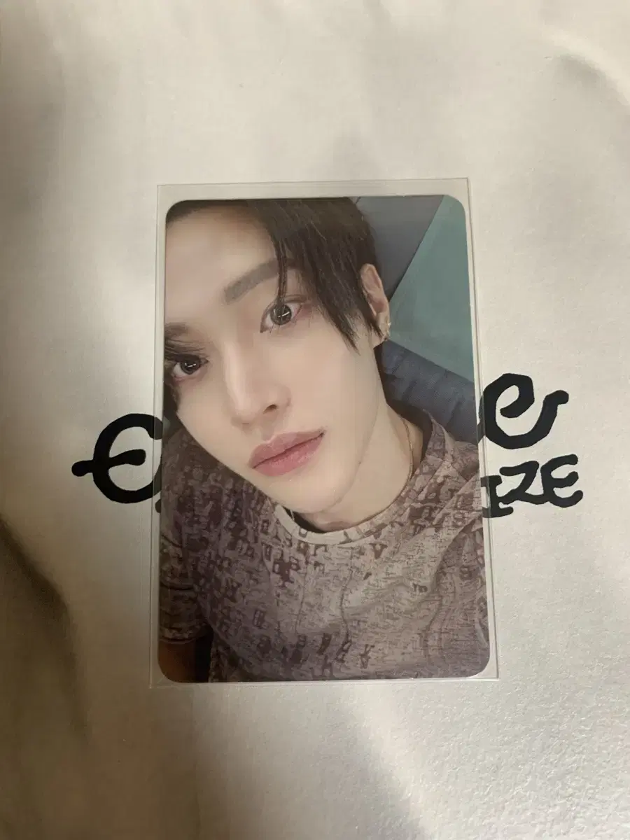 Rize wonbin boomboombe smtown &store unreleased photocard ( +Tonangduck photocard holder)