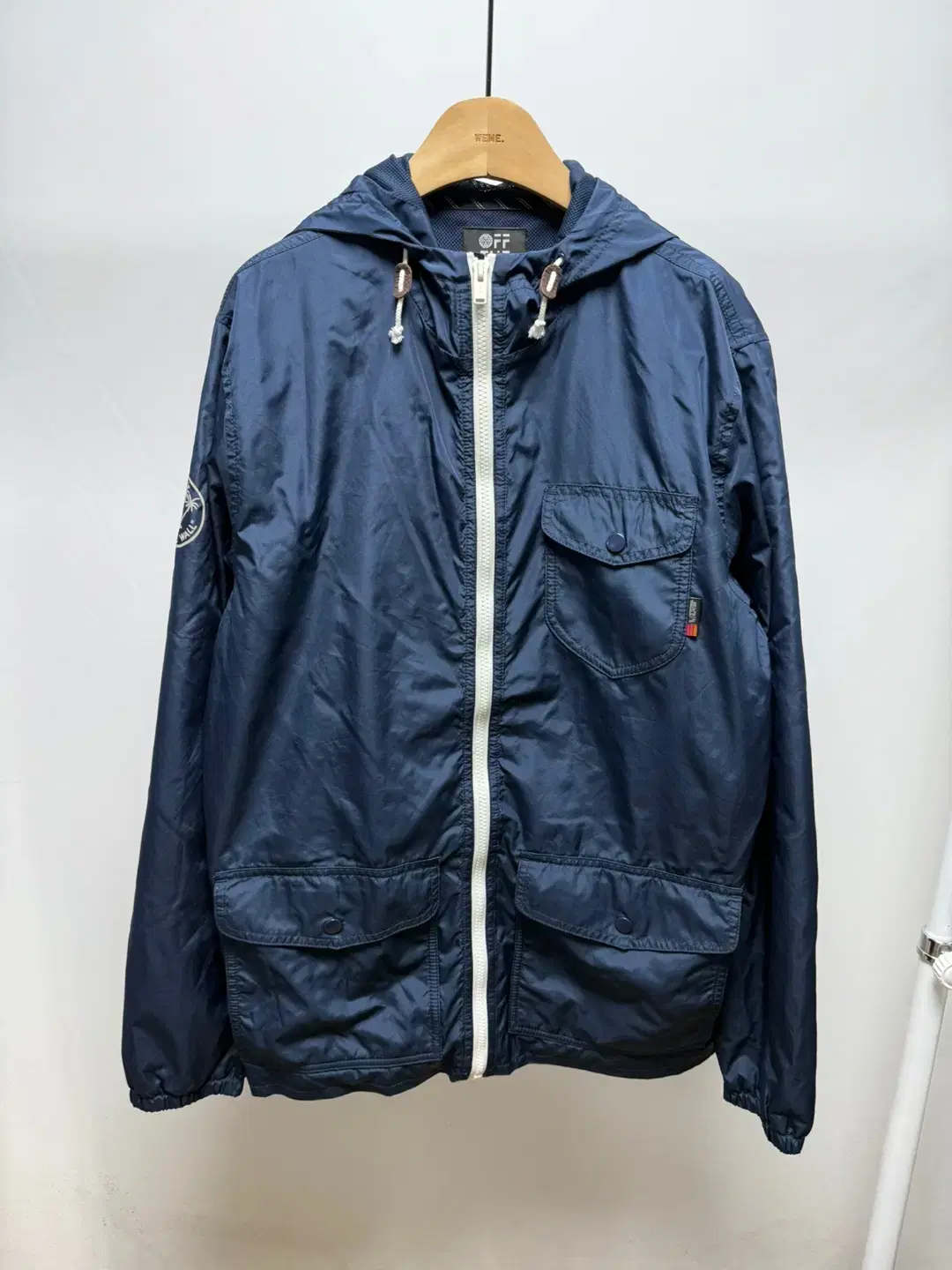 (265) Vahn's Windbreaker