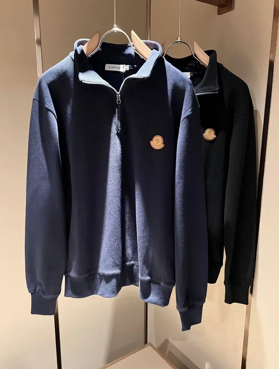 Moncler Vahn Zip-Up China Man-to-Man