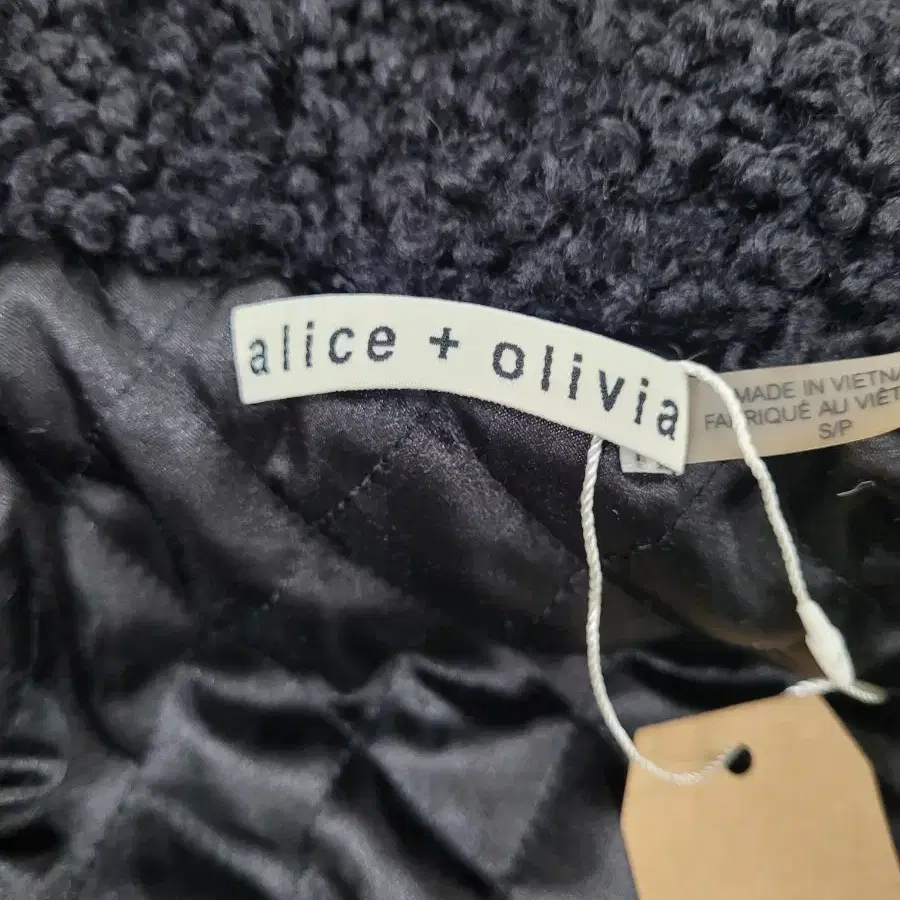 alice+olivia 일본 메이커 뽀글이 롱 코트 free