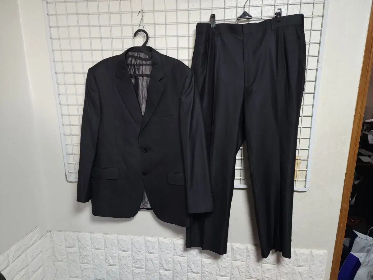 (Status Good) Pierre Balmain Suit Set(M105-35)