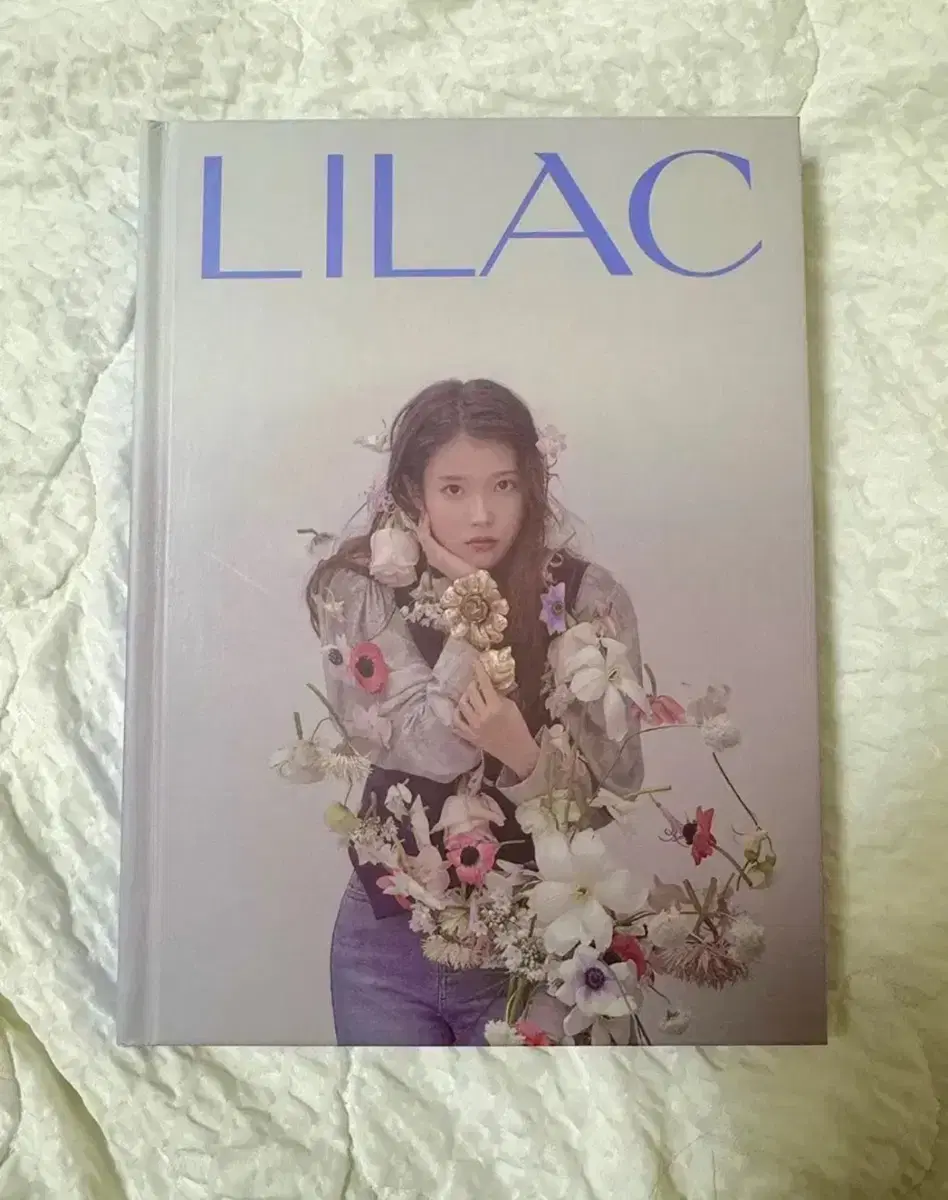 IU Lilac Photobook