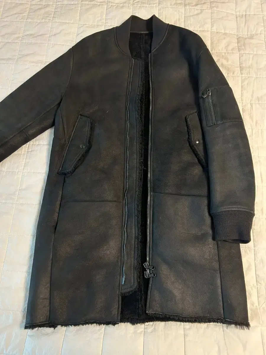 100% Solid Homme Sheepskin Mustang Coat