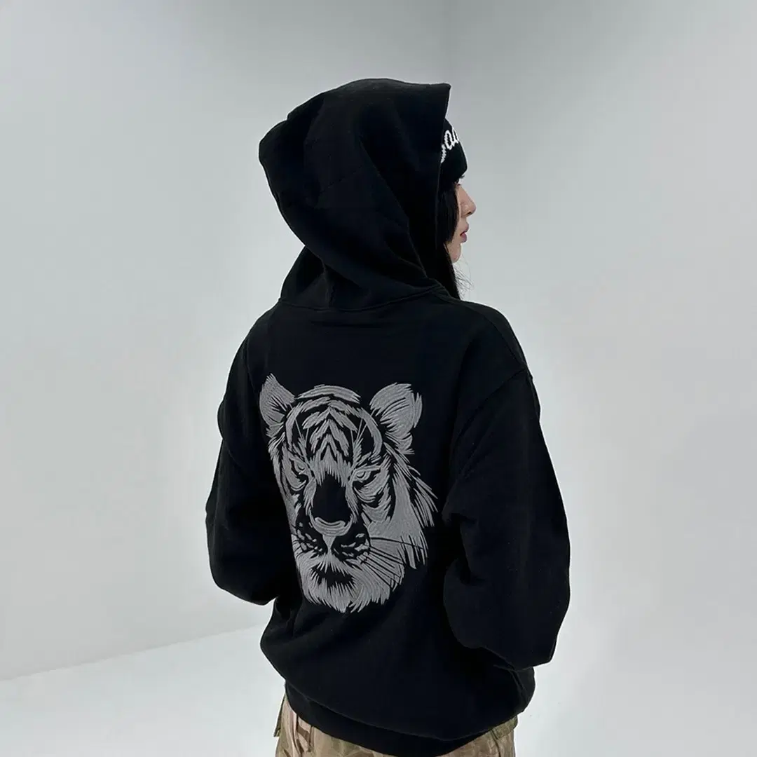 MadeHanMade in SanGunghun EmbroideryHoodie