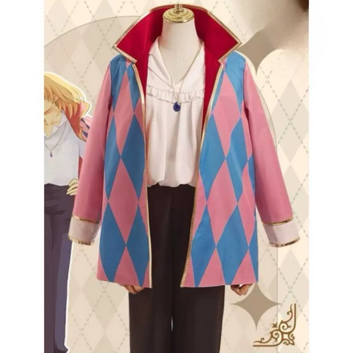 Howl's Moving Castle Sells Cosplay Clothes from Howl's Alumni Photo