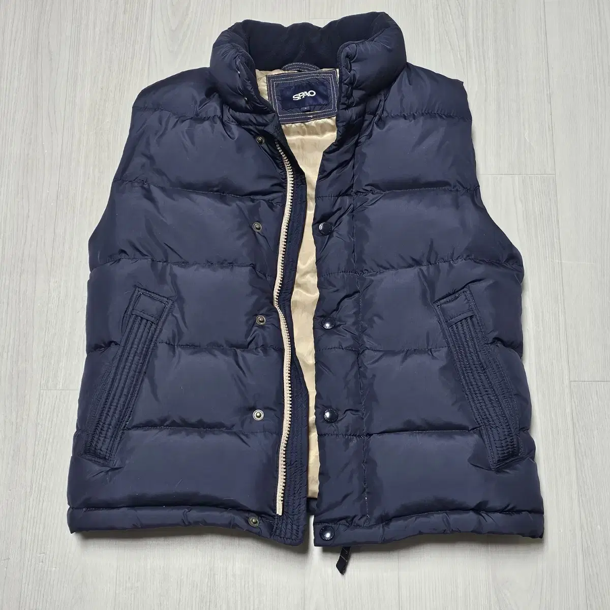 Spao padded vest (L) for sale.