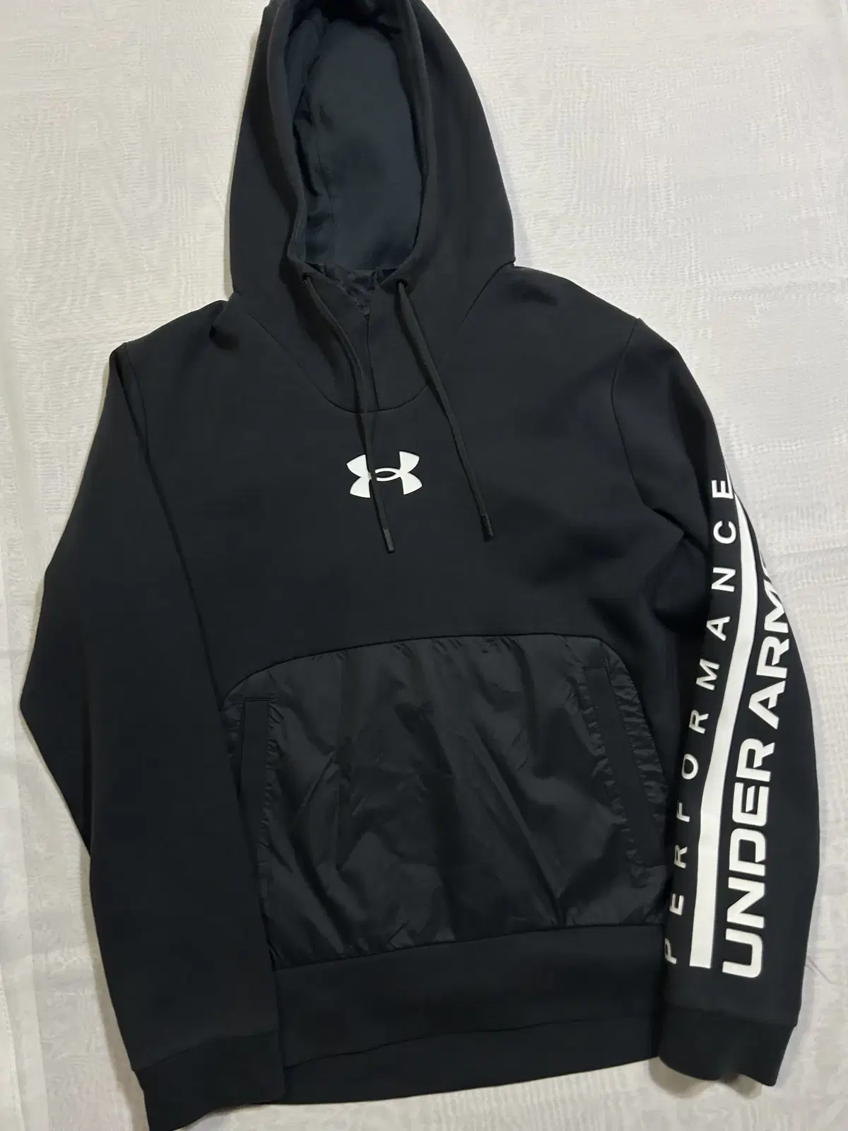 [XL] Under Armour Hoodie Black