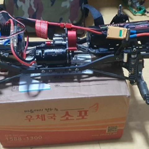 rc카 Scx-10 메탈 파제로 팝니다