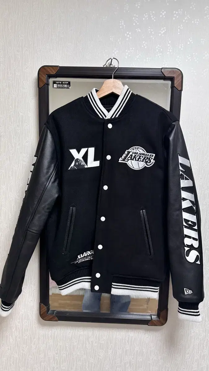 뉴에라  xlarge NBA 스타디움 자켓 95 (s사이즈)