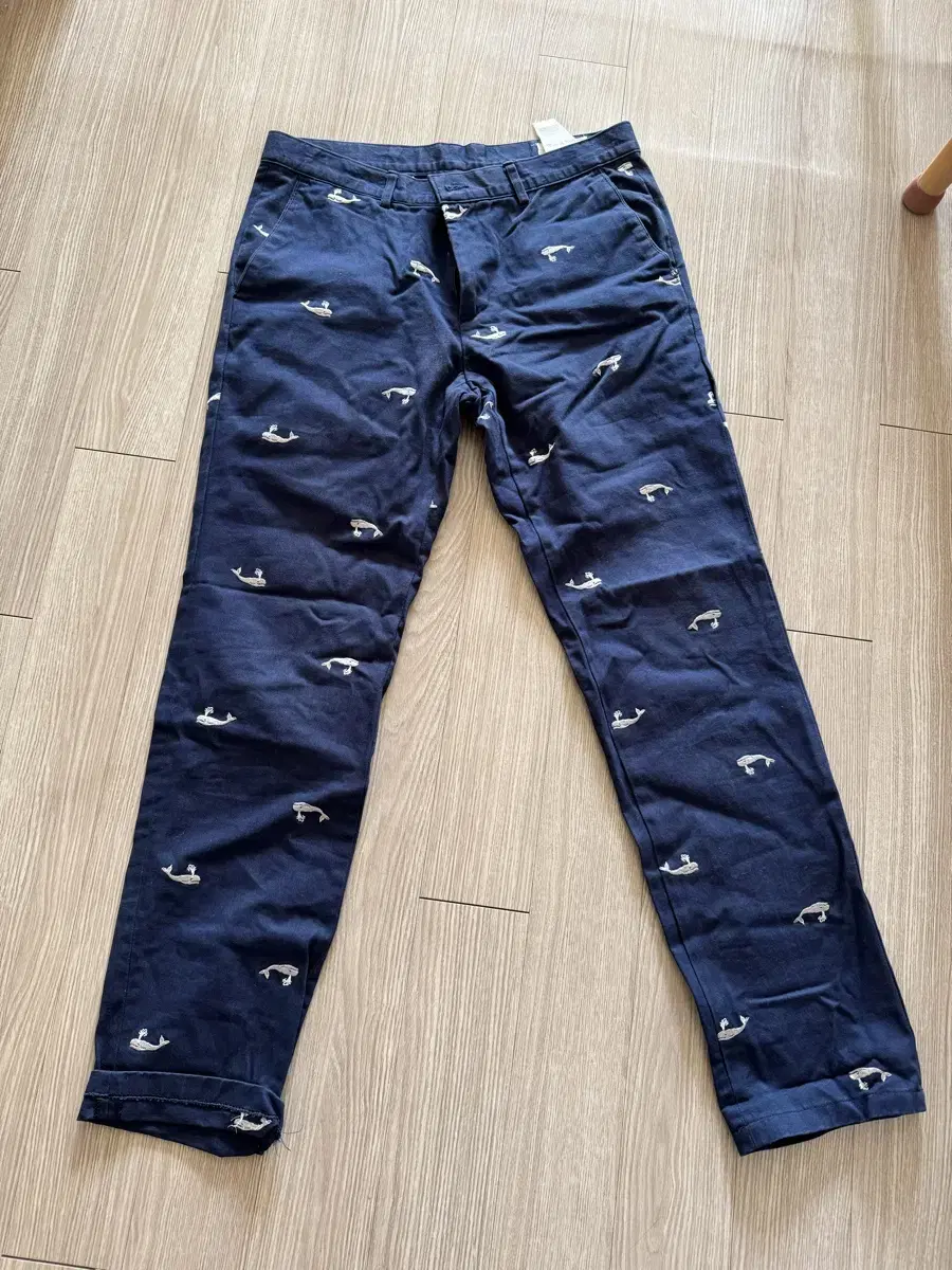 Chino Pants (Whale Embroidery)