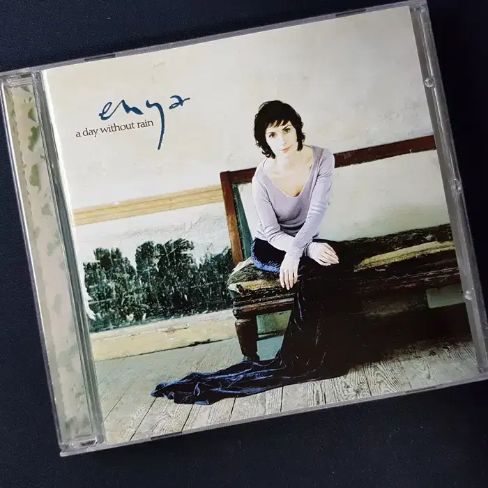 Enya - A Day Without Rain 씨디