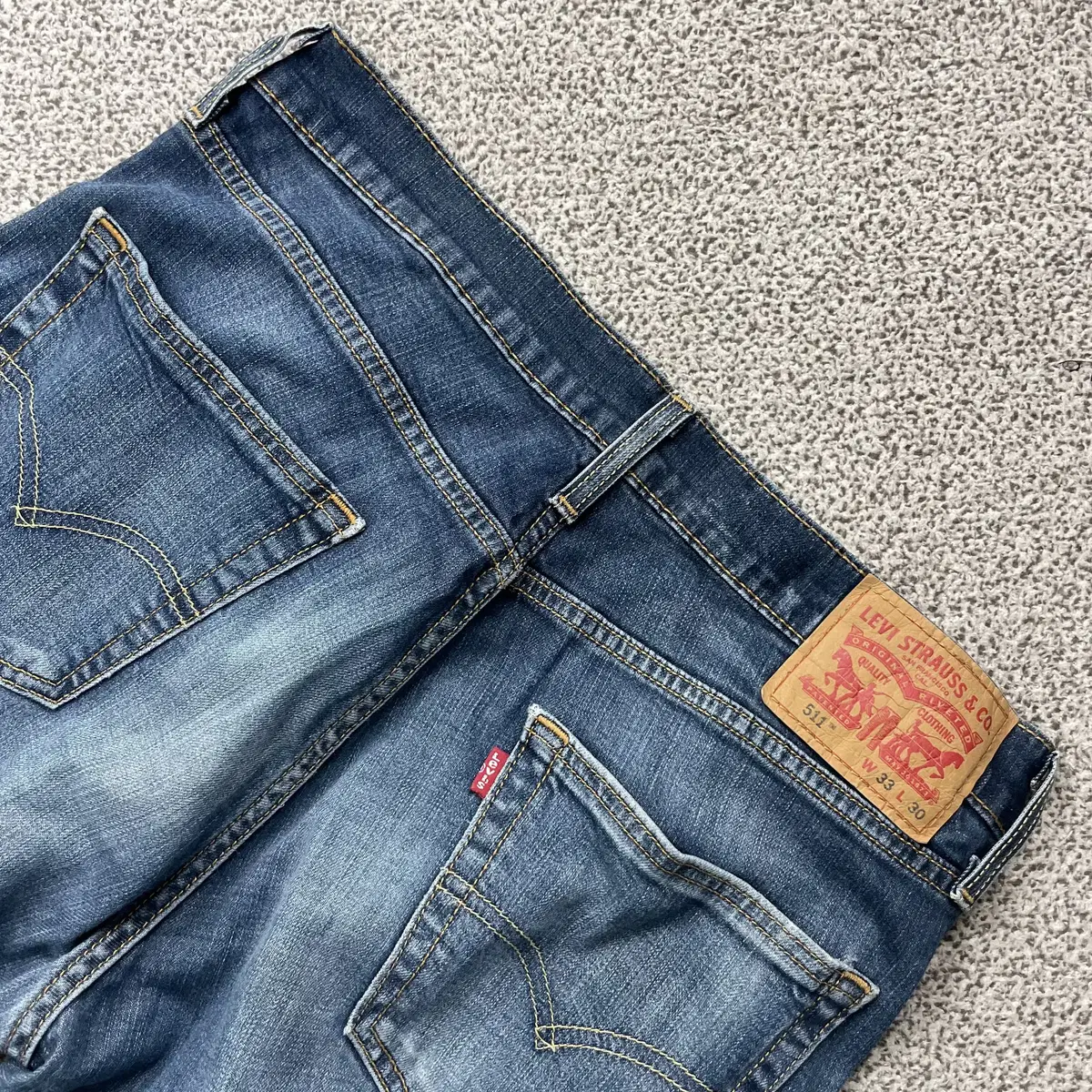 Levi's 511 Scratch Wash Jeans 33 .241122