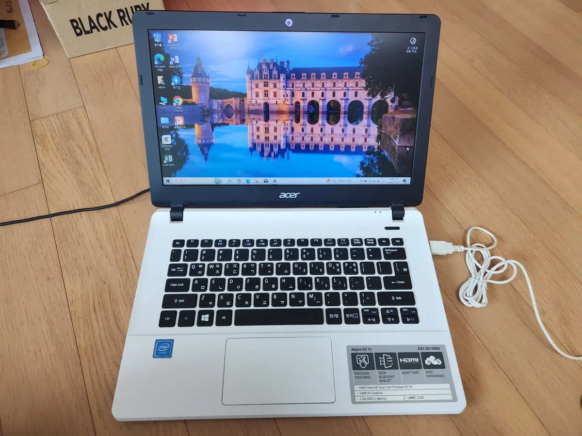 ACER 노트북  ES 13 ES1-331-GIGA