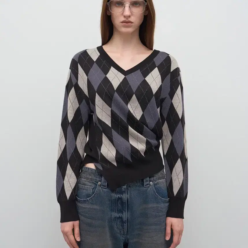 LCDC ARGYLE CHECK V-NECK KNIT TO(새상품)