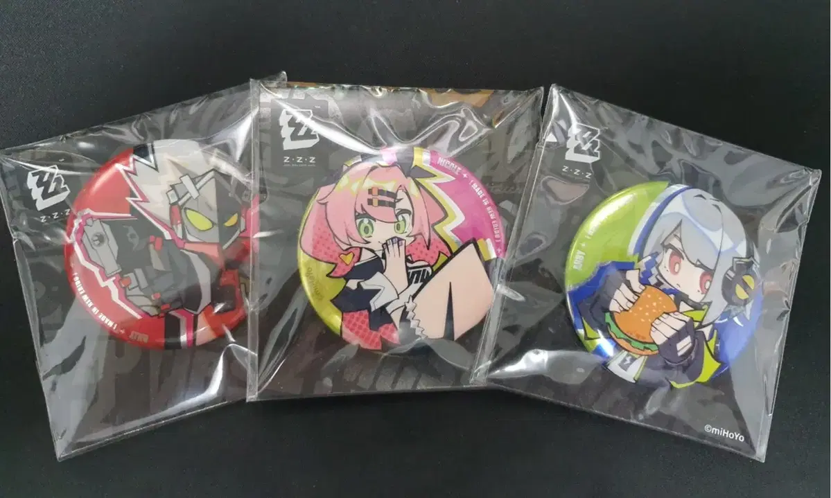 3 Xenes Zone Zero Badges (Nicole, Billlie, Envy)