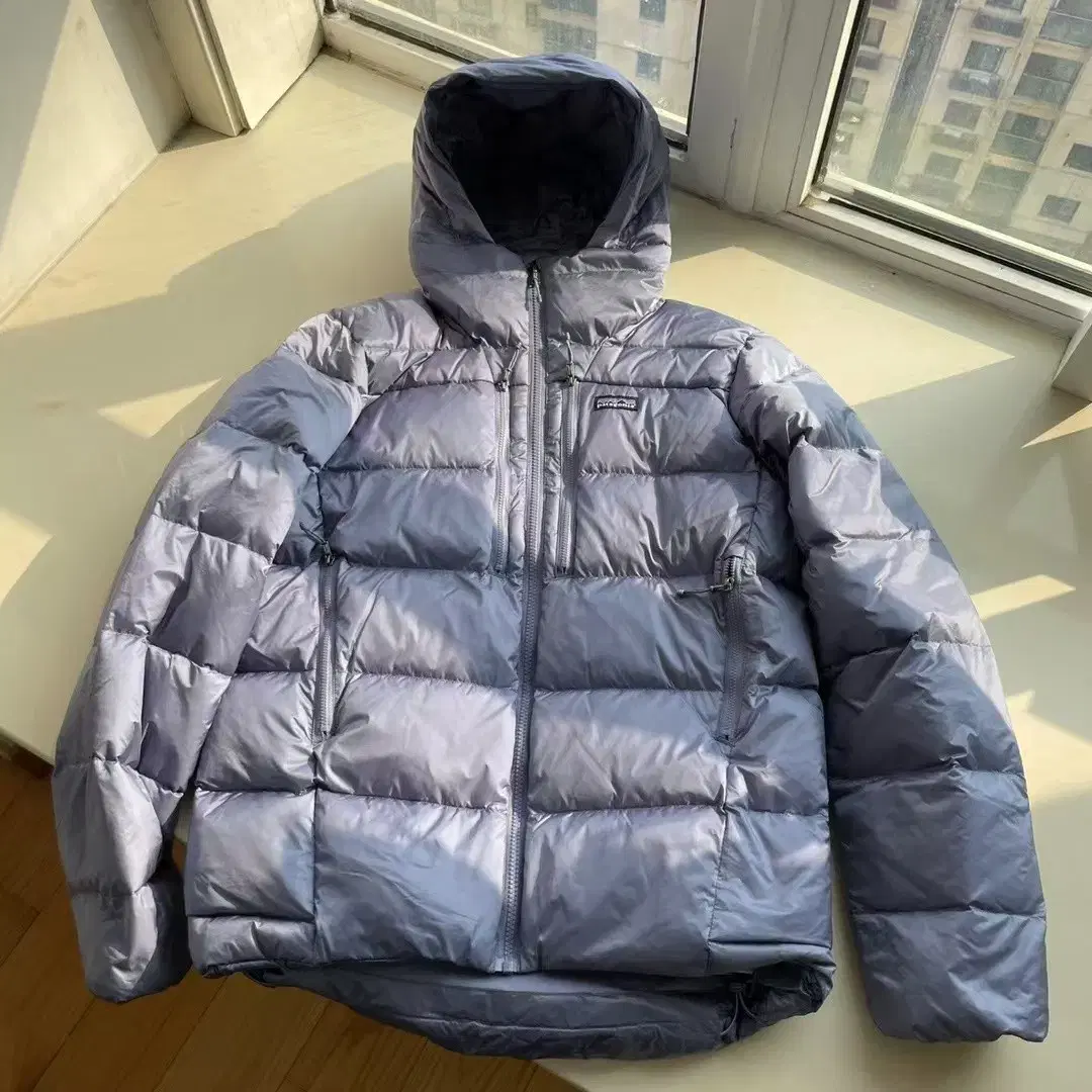 PatagoniaPatagonia Gray Light Down Puffer Bagel Coat