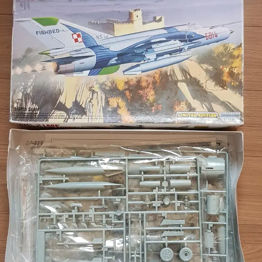 아카데미 1/48 Mig-21MF 전투기 프라모델 미사용 새제품