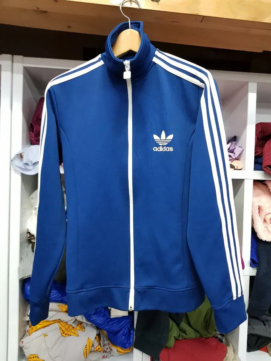 Adidas Jersey size 105