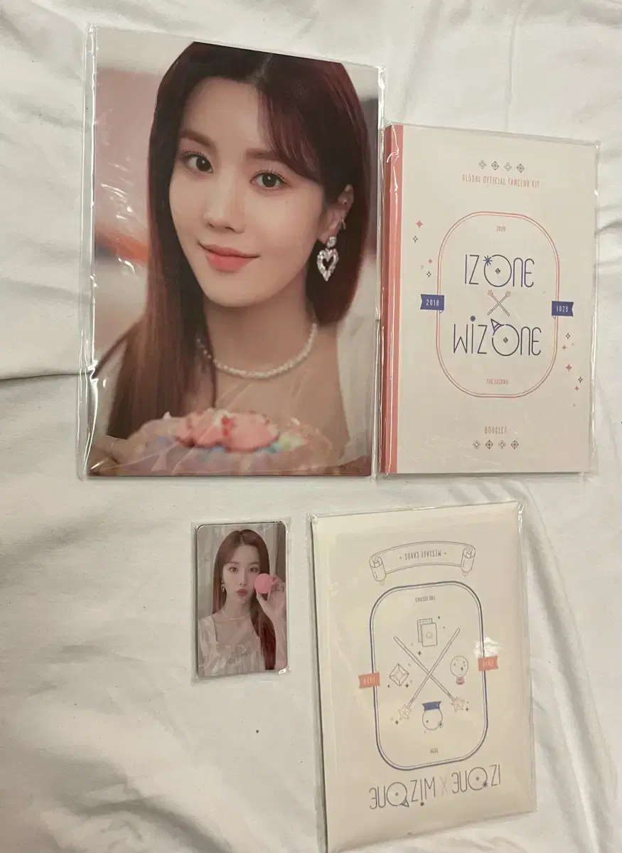 IZ*ONE Fan Club Wiz*one 2nd Edition kit Sell components