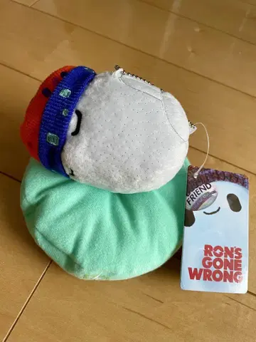 RONS GONE WRONG 체인이 달린 봉제 인형