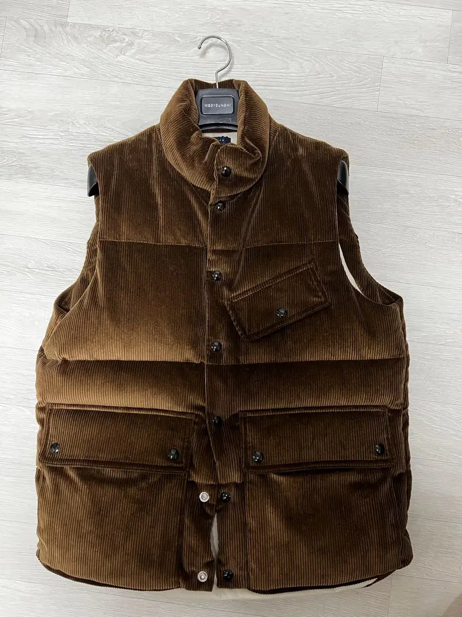 (NEW) Drex Corduroy Vest 38