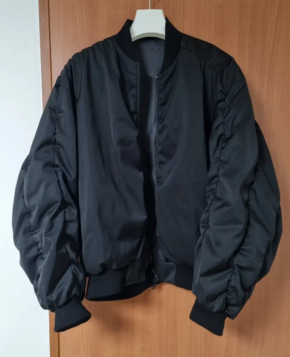 Inspector / Overfit Sheringbomber MA-1 Black / 100