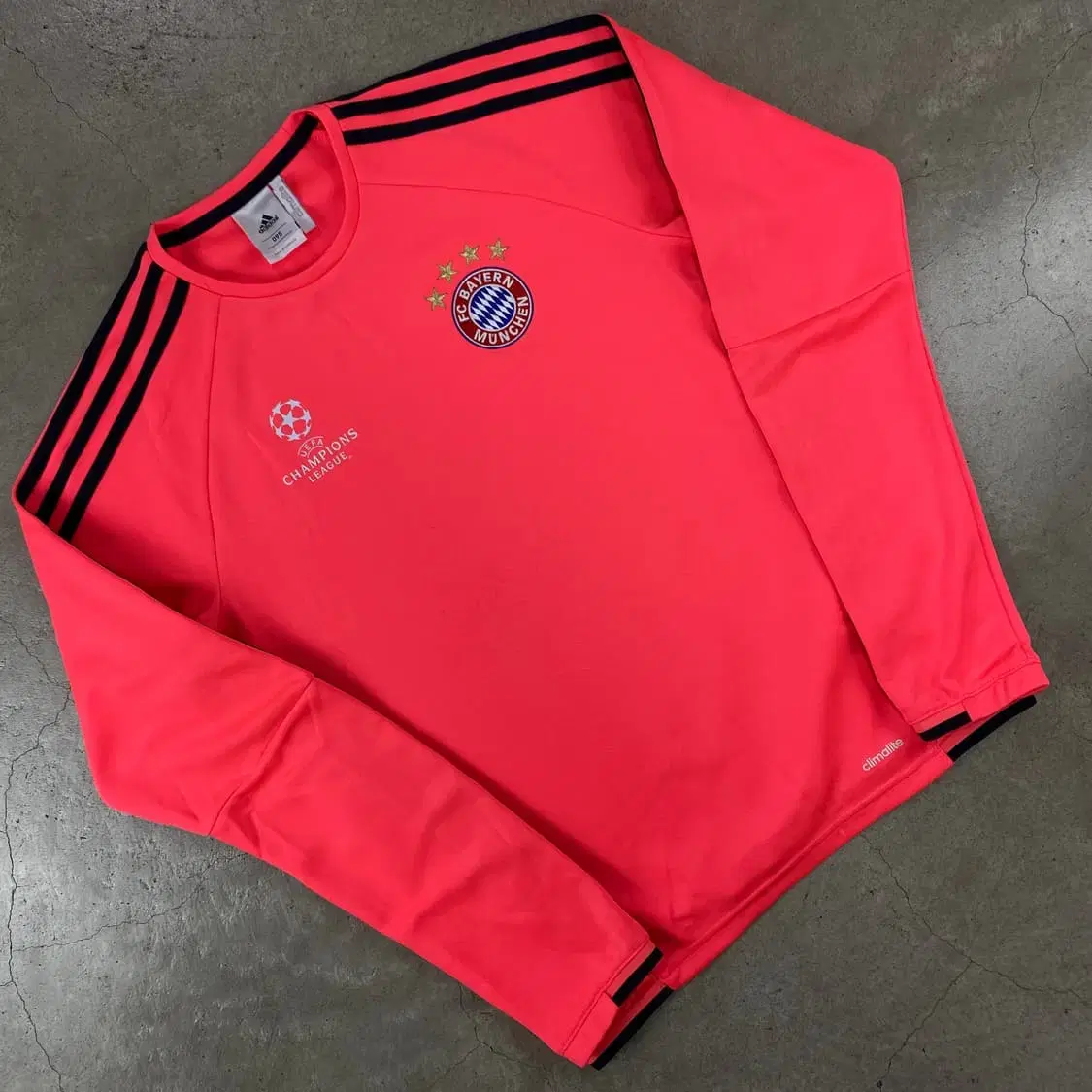 Adidas Bayern Munich Logo Sideline Warmup