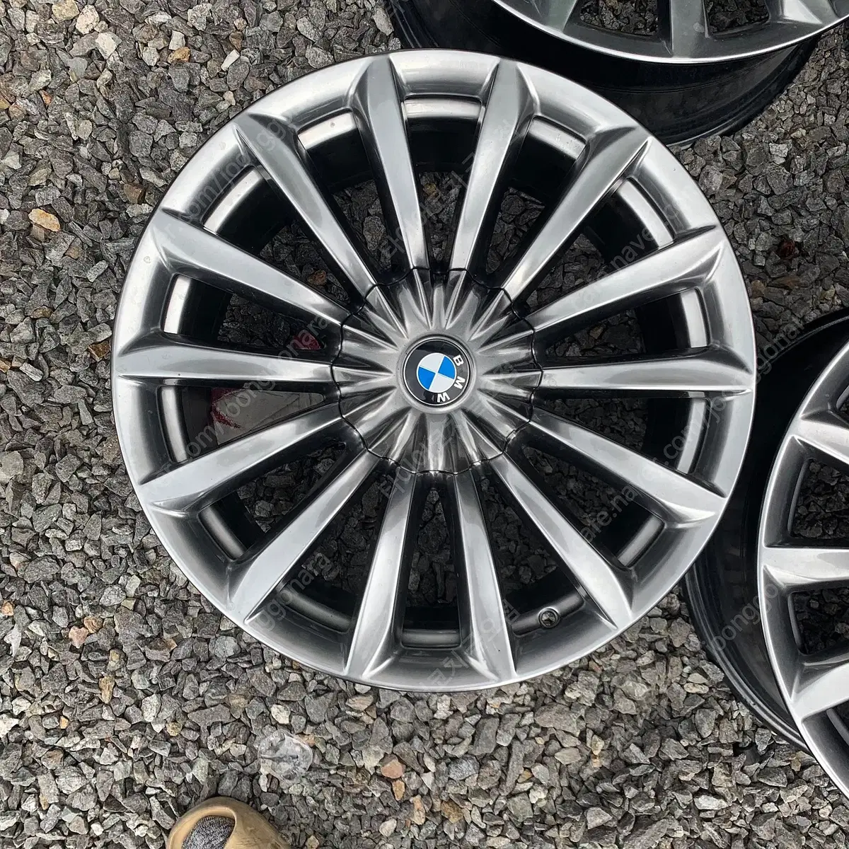 19인치 BMW7시리즈 G바디 하이퍼블랙 순정휠 한대분 판매합니다