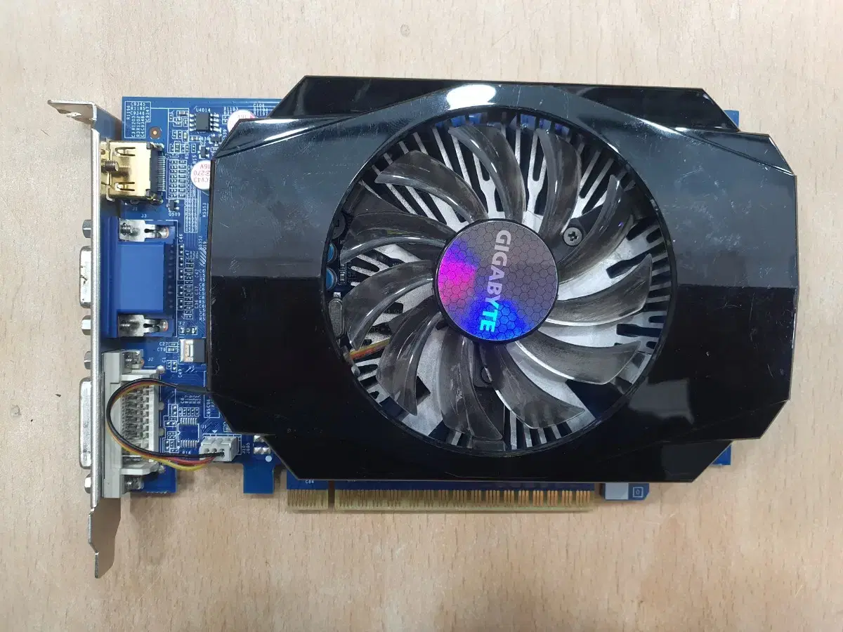 기가바이트 GT730 2G 그래픽카드