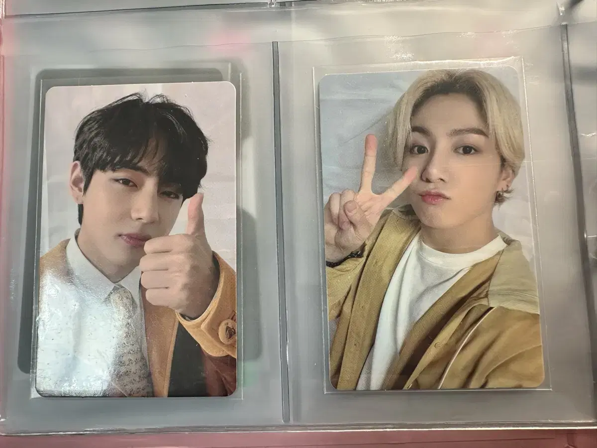 Bangtan BE weverse pre-order benefit Taehyung v jungkook Photocard