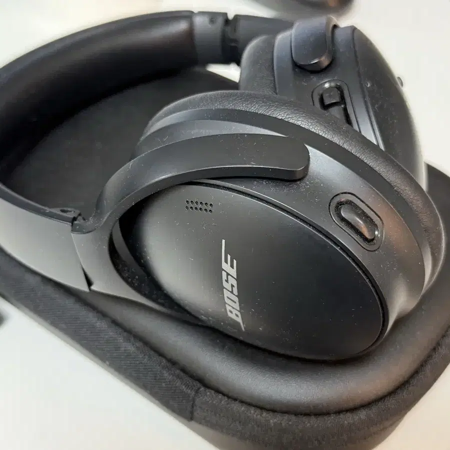 BOSE 보스 QC45 헤드폰 트리플 블랙