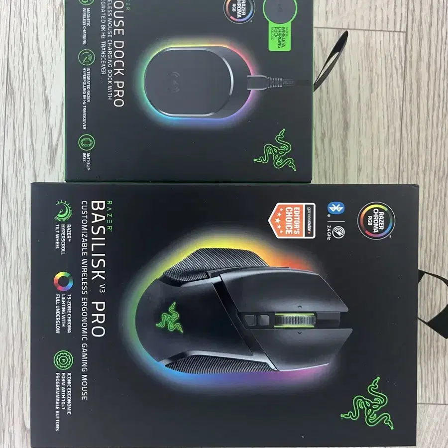 미개봉)Razer Basilisk V3 Pro 무선충전 팩