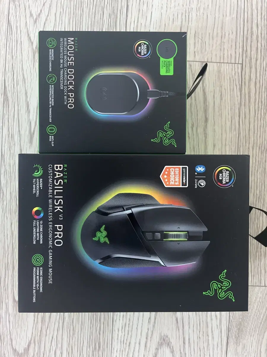 미개봉)Razer Basilisk V3 Pro 무선충전 팩