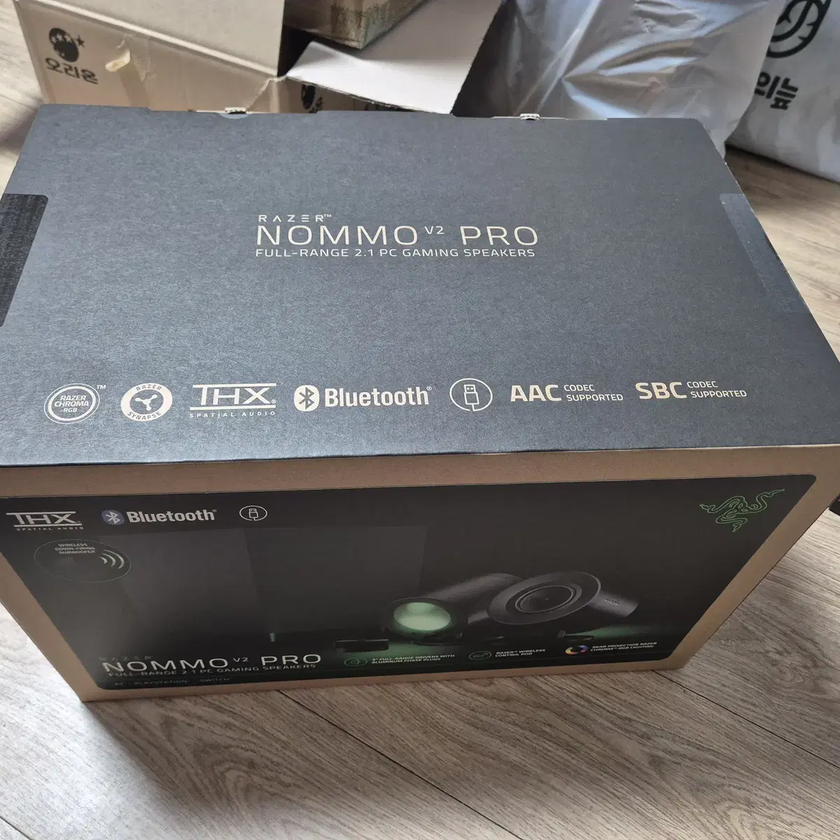 RAZER 놈모 V2 PRO 스피커