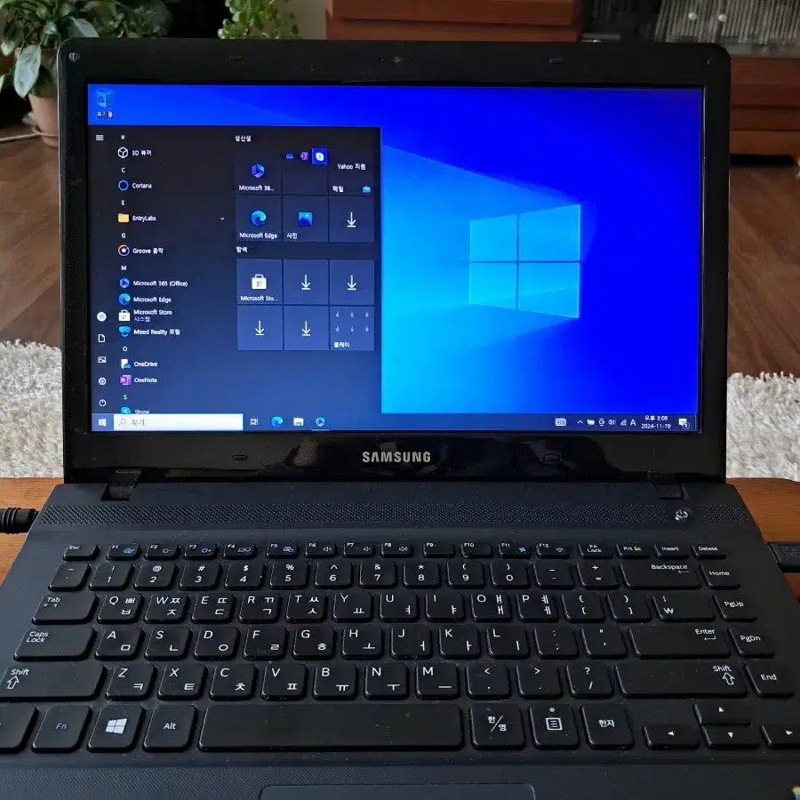 삼성 14.1" 노트북 8GB, SSD128GB, WINDOW10