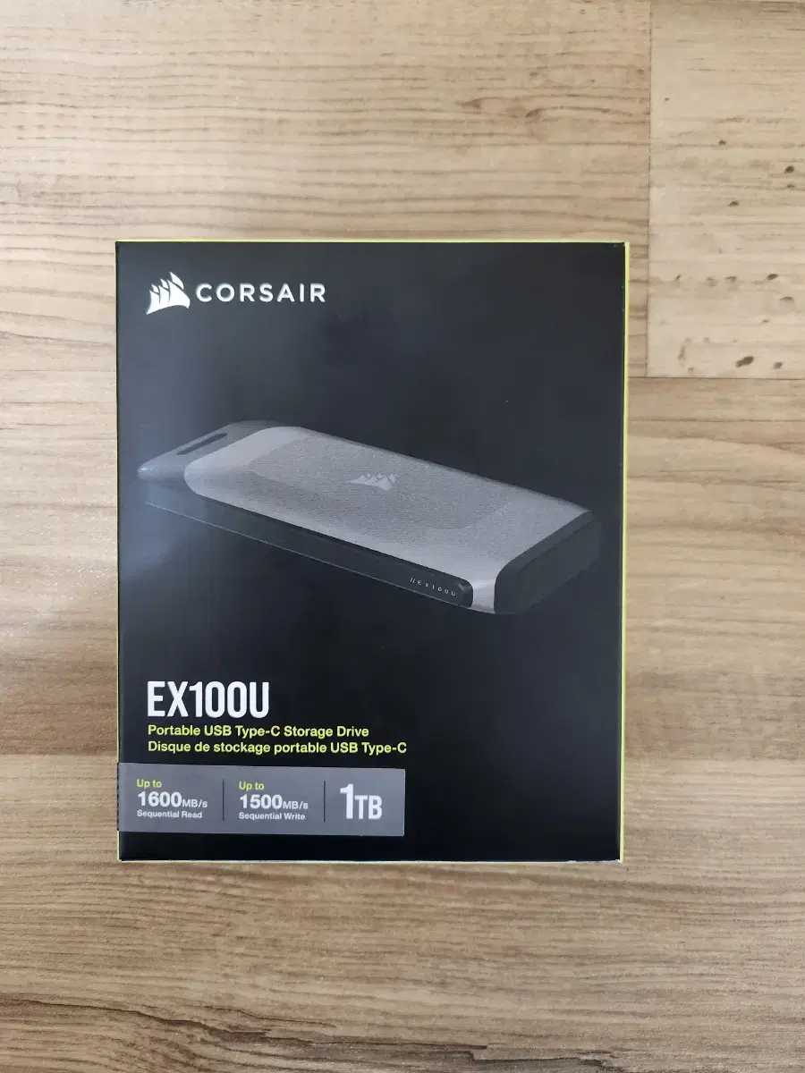 커세어 외장 SSD 1TB (EX100U) 팝니다.