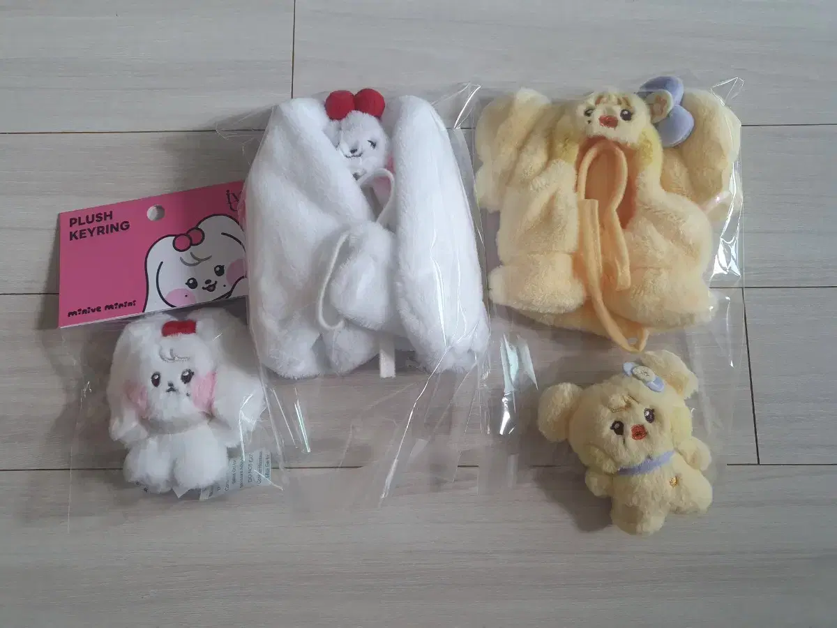 Ive Minnie lightstick cover + doll keyring set for sale