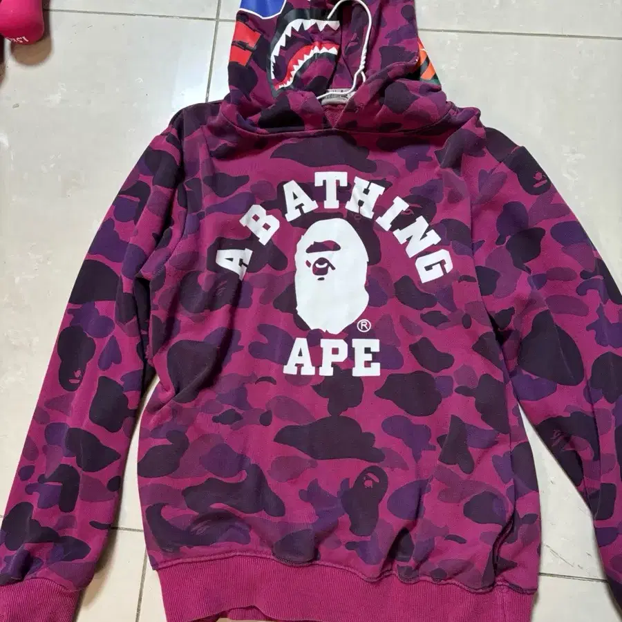 여성 정품 베이프 BAPE xs-s 후드티