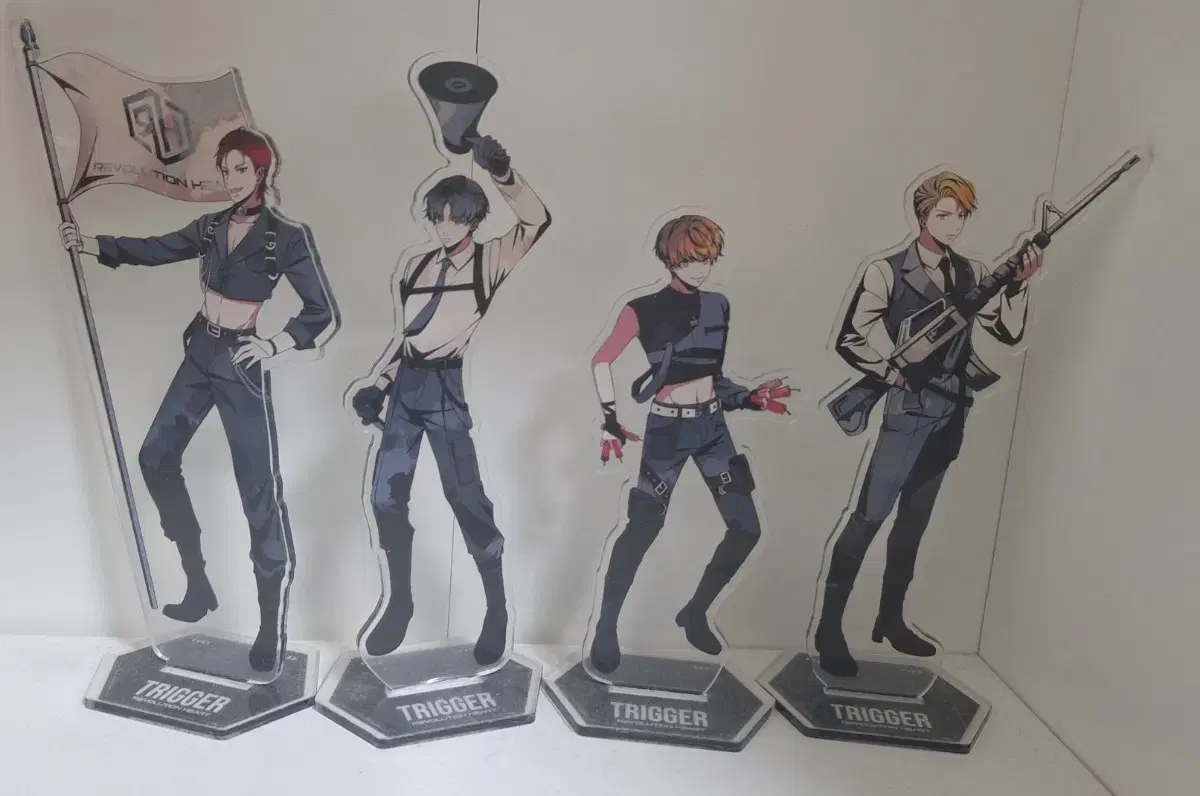 Leha Trigger acrylic Stand