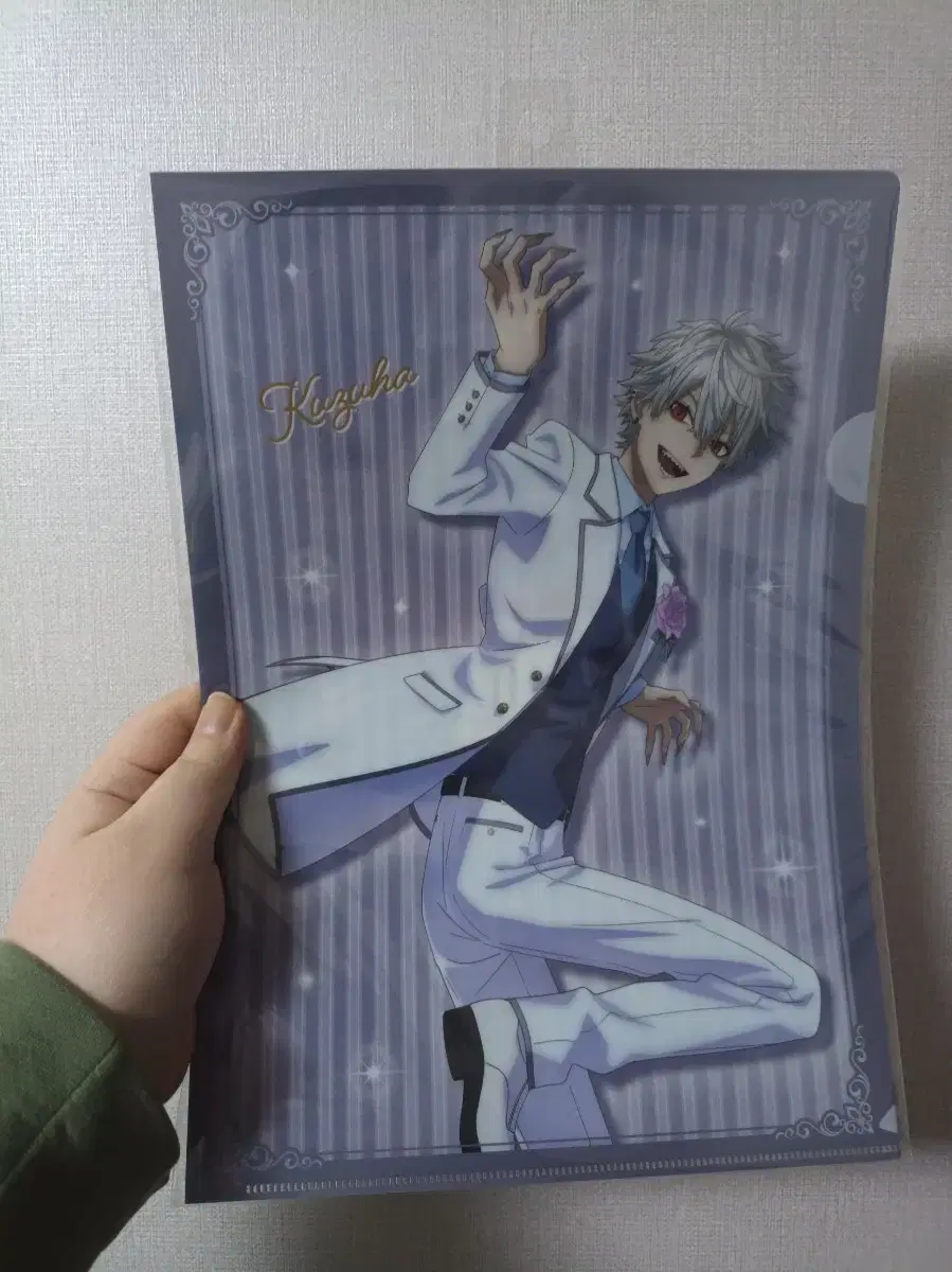 NIJISANJI 4th Anniversary Kuzuha Clear File (L-shaped file) for sale