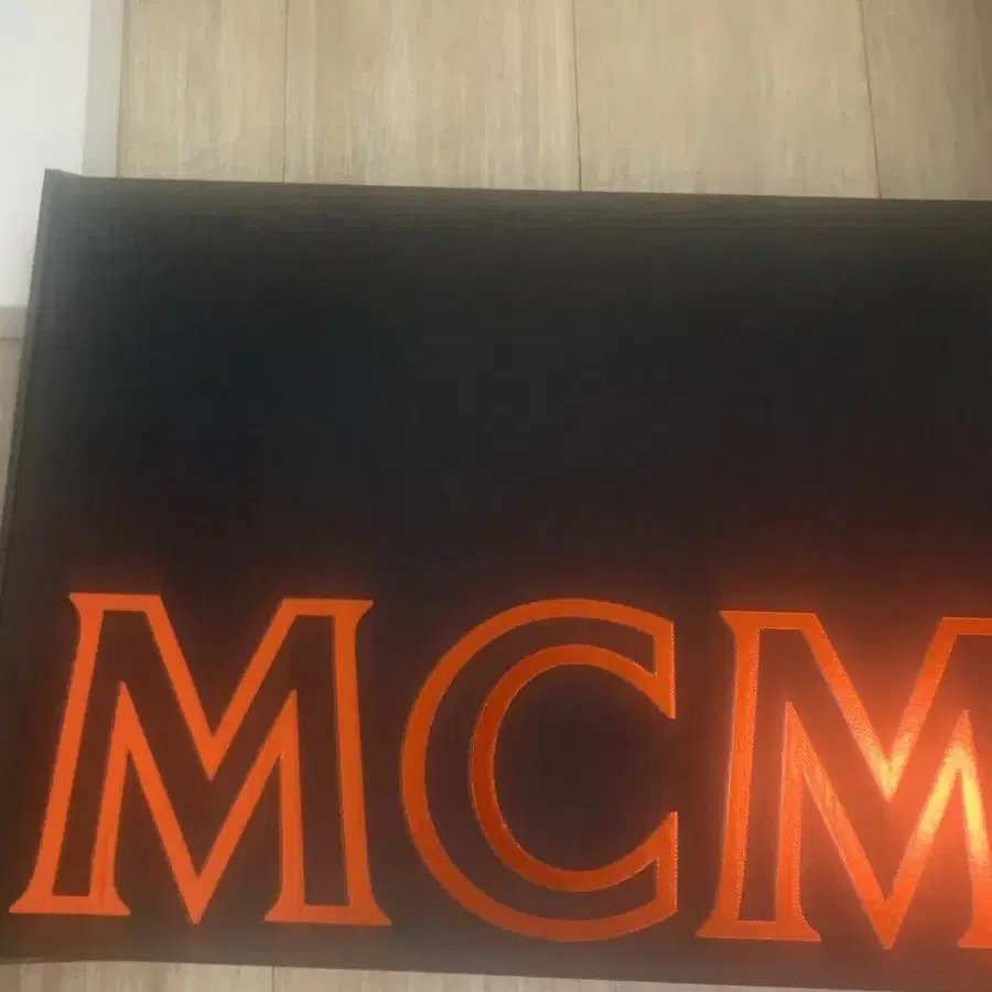 mcm 샌들 (원가 64만)