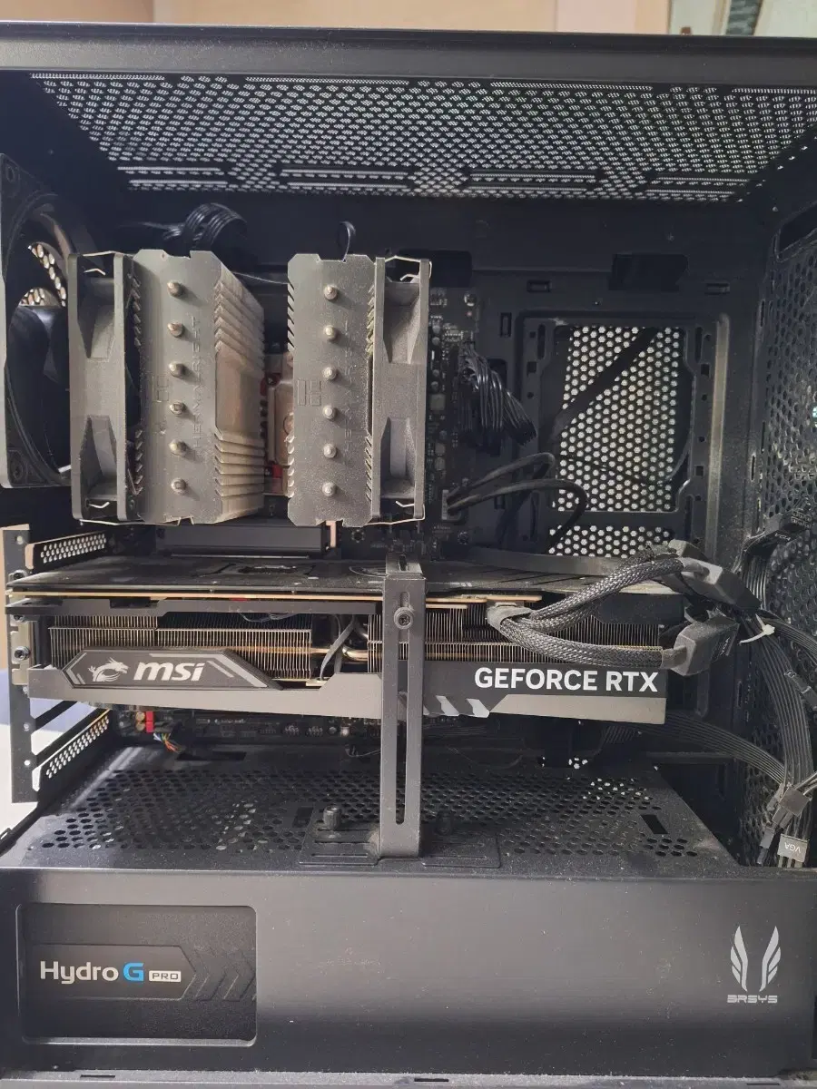 i5 13600kf + rtx4080 고사양 게이밍 데스크탑 판매합니다.