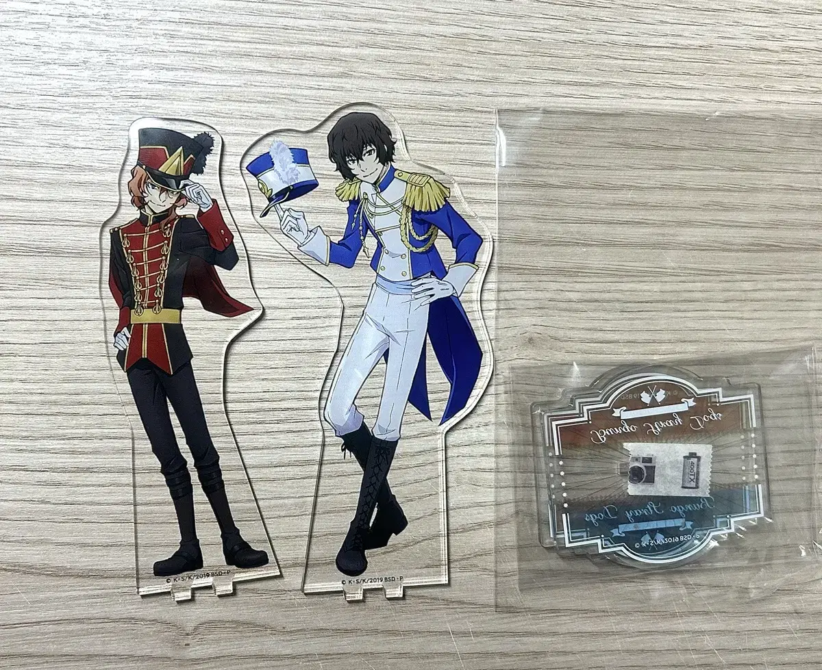 Moons Dog Dazai, Chuya 2019 Collaboration Cafe Limited acrylic stand in bulk