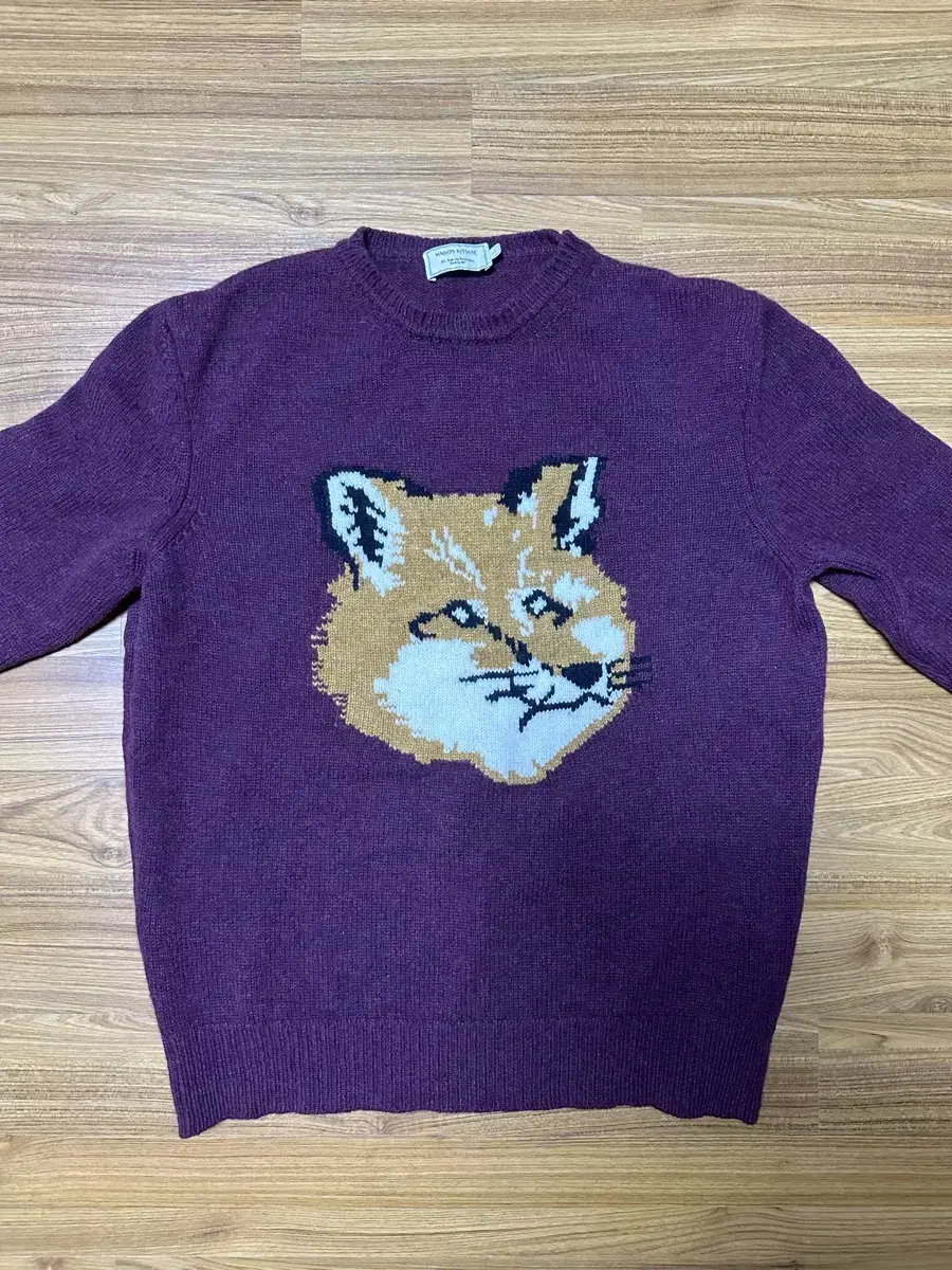 [L] Maison Kitsune Foxhead Knit