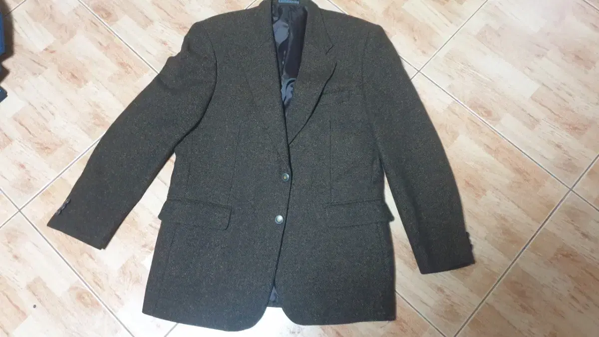 Cardinal Brown Jacket 100