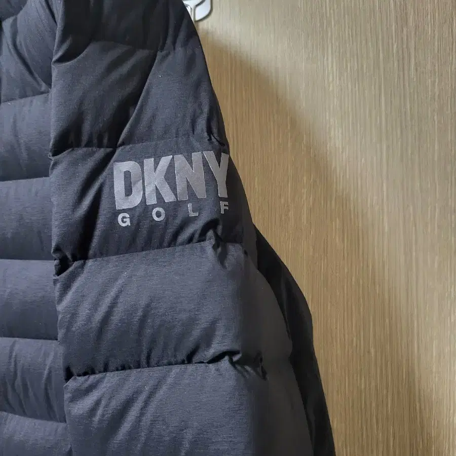 DKNY 골프 구스다운 경량패딩 XL