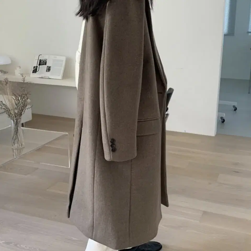 어리틀빗 soft wool double over coat 차콜