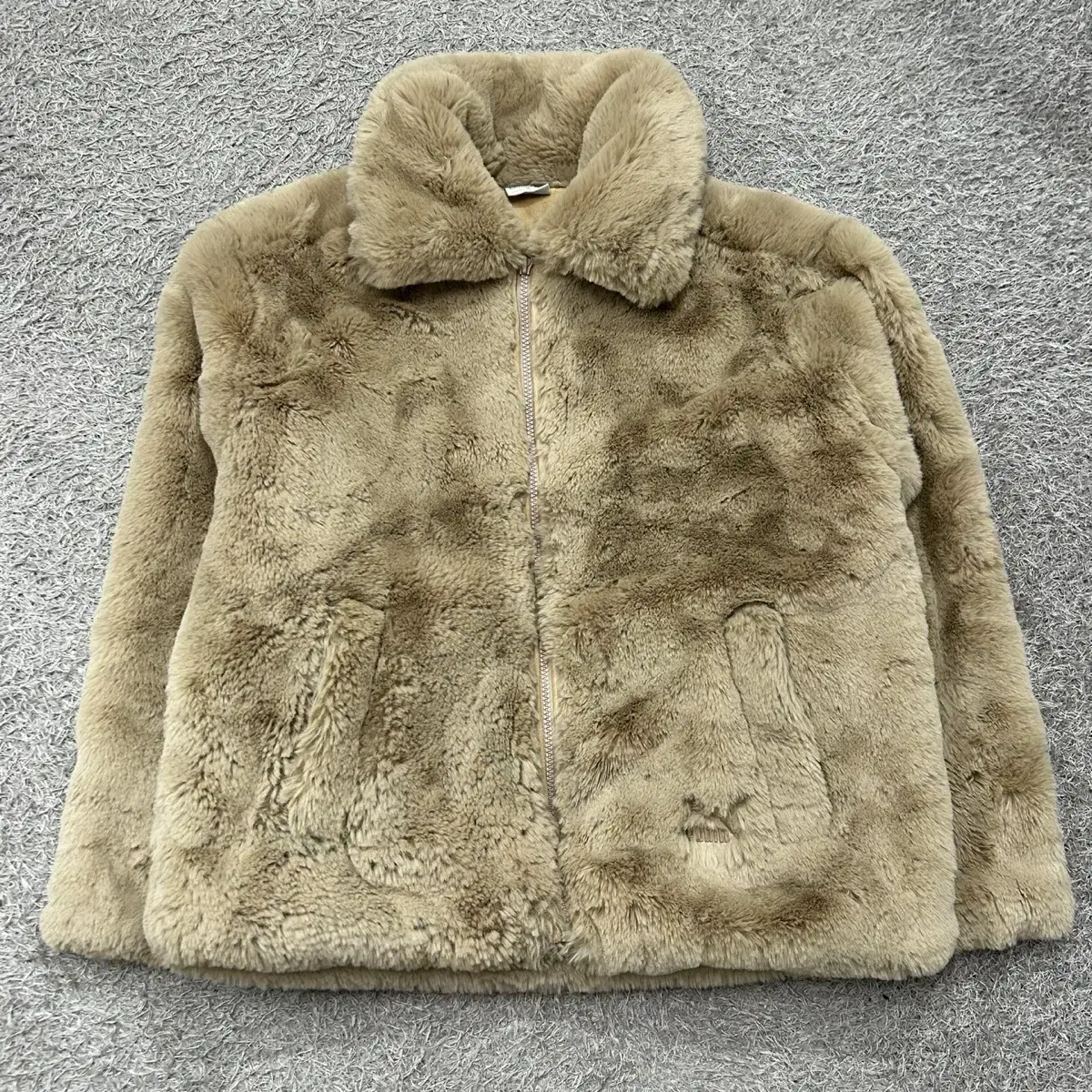 [95] Puma Fur Jacket