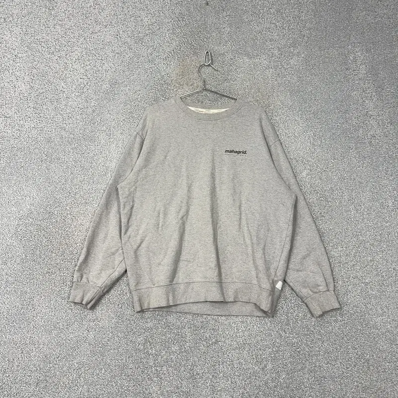 Mahagrid Logo Sweatshirt Light Gray LARGE