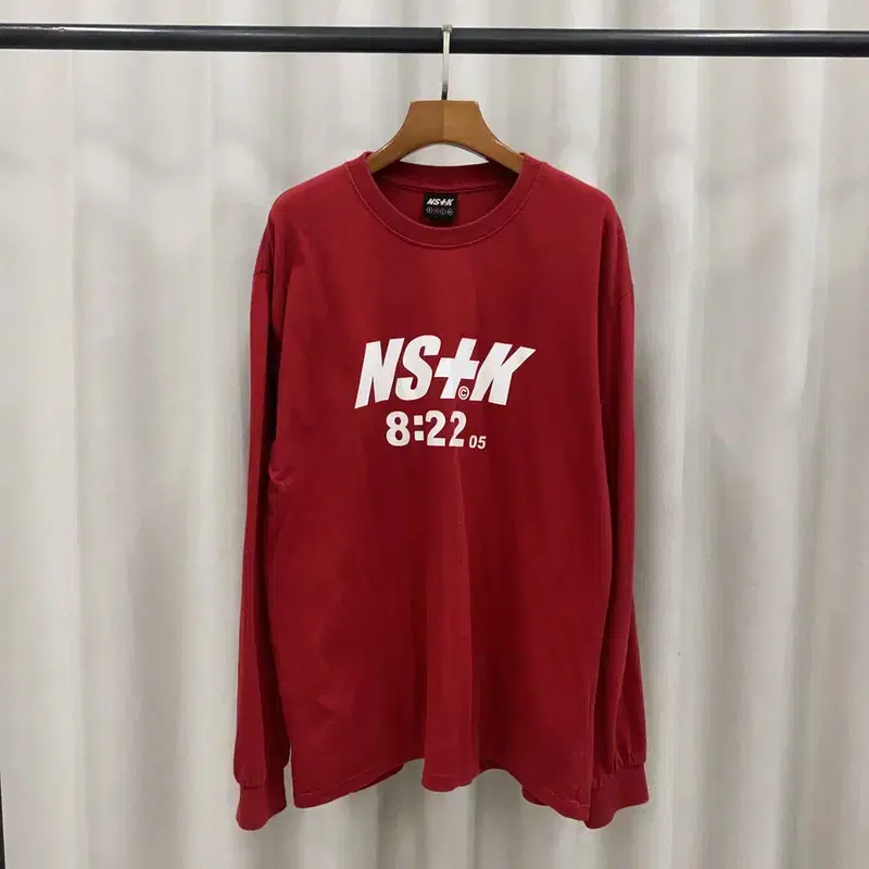 Nesty Kick Big Logo Sweatshirt Long Sleeve Long Sleeve Tee 105 S04061